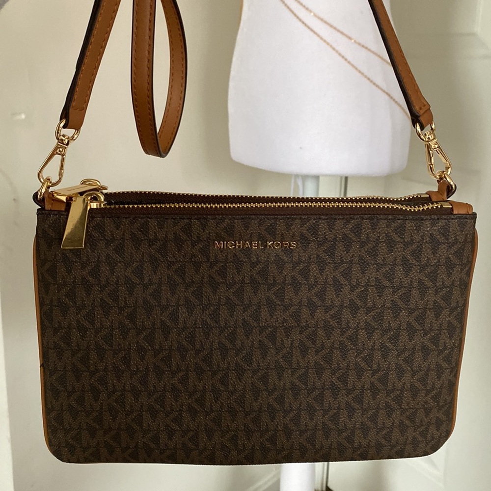 Michael Kors Medium Crossbody Bag